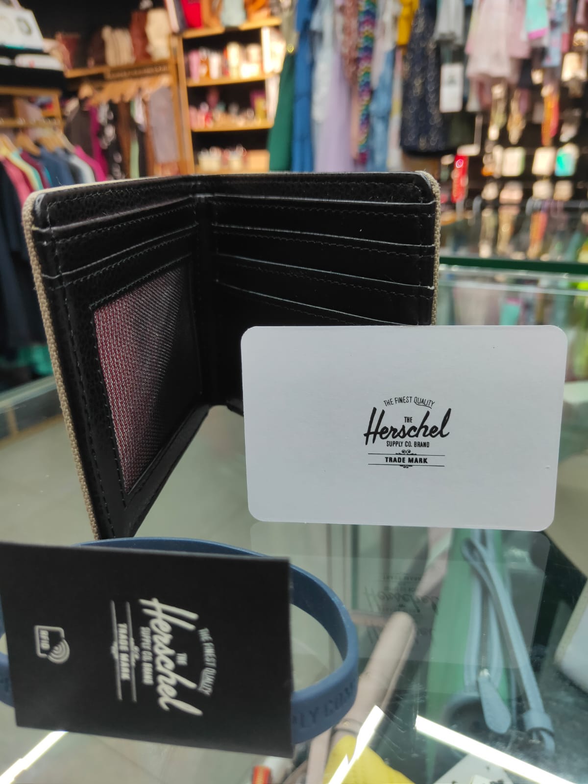 Herschel Wallet For Mens
